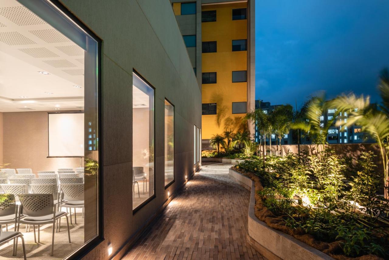 Hotel Fairfield By Marriott Medellin Sabaneta Itagüí Esterno foto