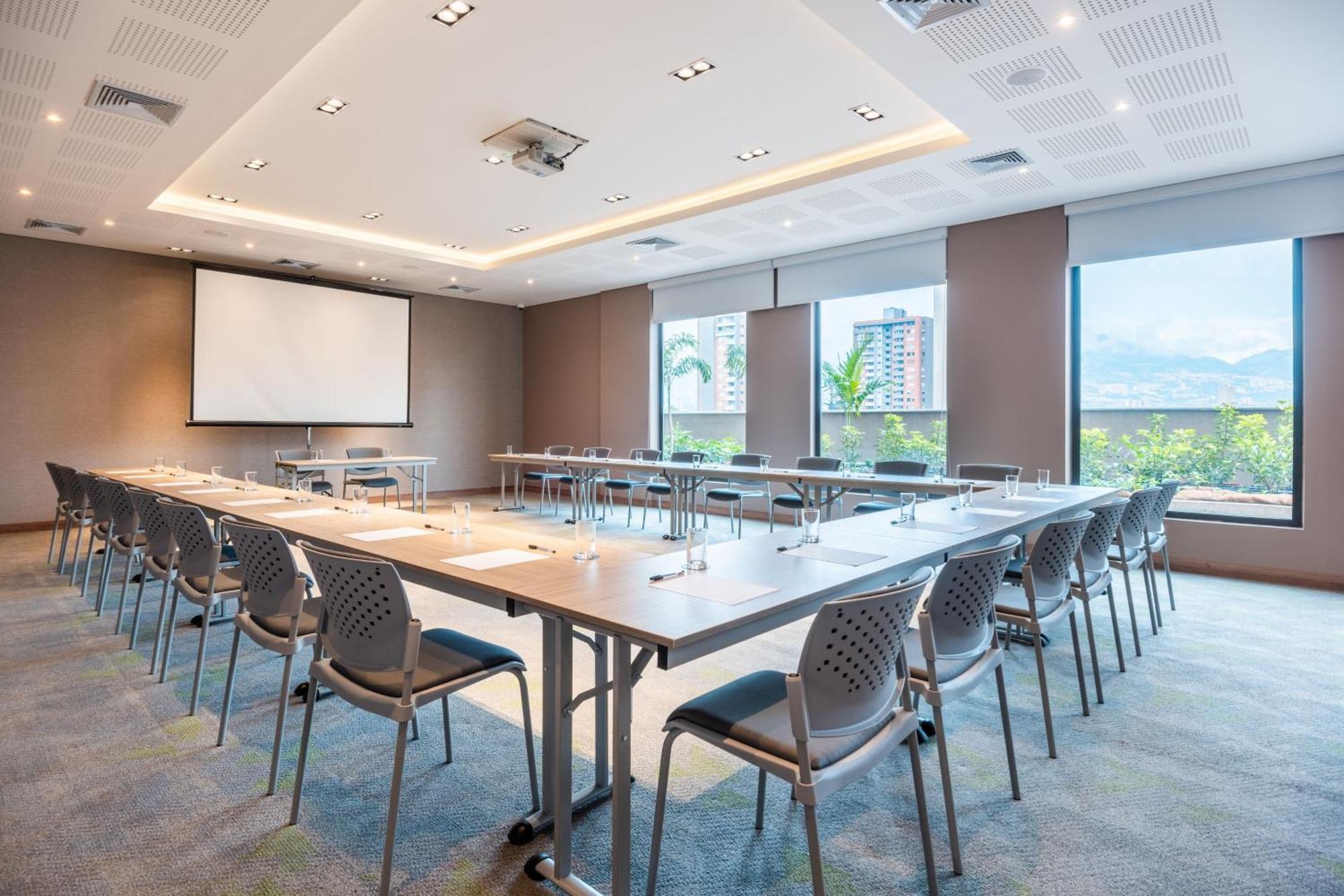 Hotel Fairfield By Marriott Medellin Sabaneta Itagüí Esterno foto